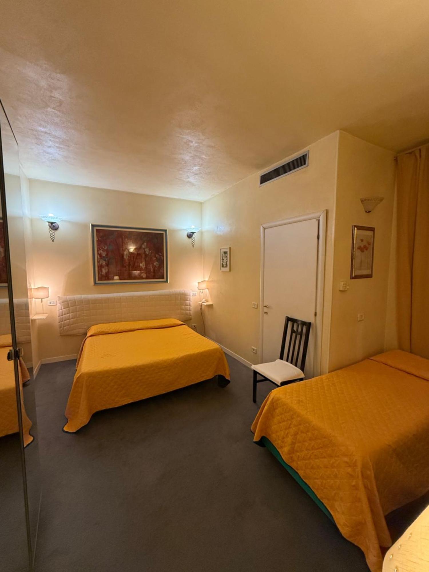 Europa Fiera Rho Hotel ภายนอก รูปภาพ