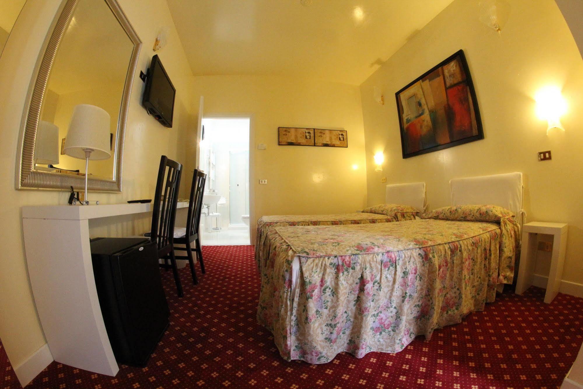 Europa Fiera Rho Hotel ภายนอก รูปภาพ