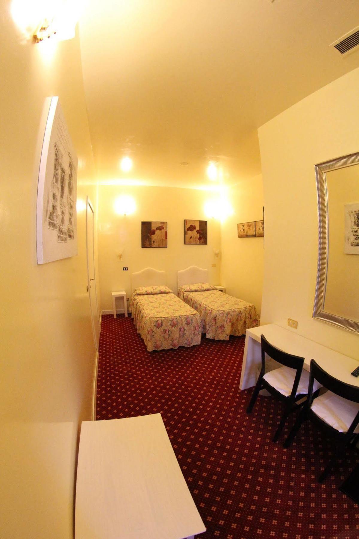 Europa Fiera Rho Hotel ภายนอก รูปภาพ